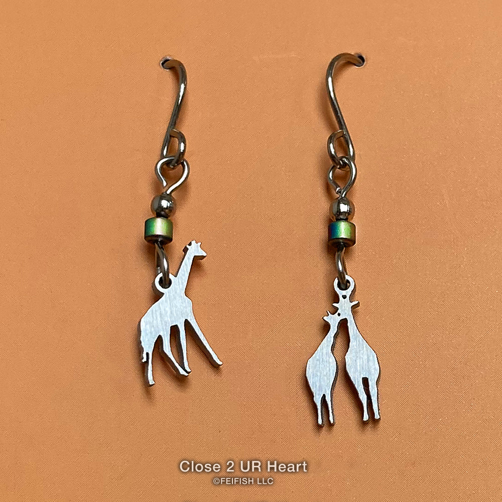 Close 2 UR Heart Giraffes Earrings